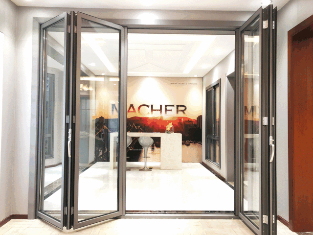 廣東執念門窗亮相成都建博會,源于德國品質 打造高端門窗(圖5) 廣東執念門窗亮相成都建博會,源于德國品質 打造高端門窗(圖5)