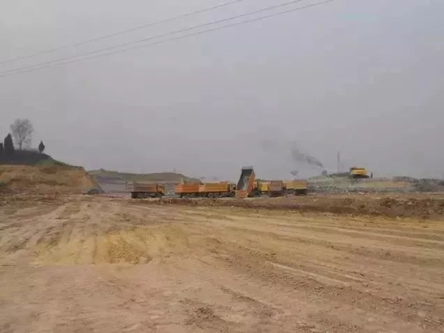 助推陶瓷業高質量發展 | 夾江西部瓷都陶瓷協會組團參展亮相第二十屆成都建博會(圖2) 助推陶瓷業高質量發展 | 夾江西部瓷都陶瓷協會組團參展亮相第二十屆成都建博會(圖2)