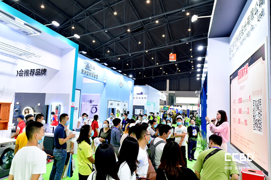 成都浴室柜行業協會三度組團亮相中國·成都建博會(圖8) 成都浴室柜行業協會三度組團亮相中國·成都建博會(圖8)